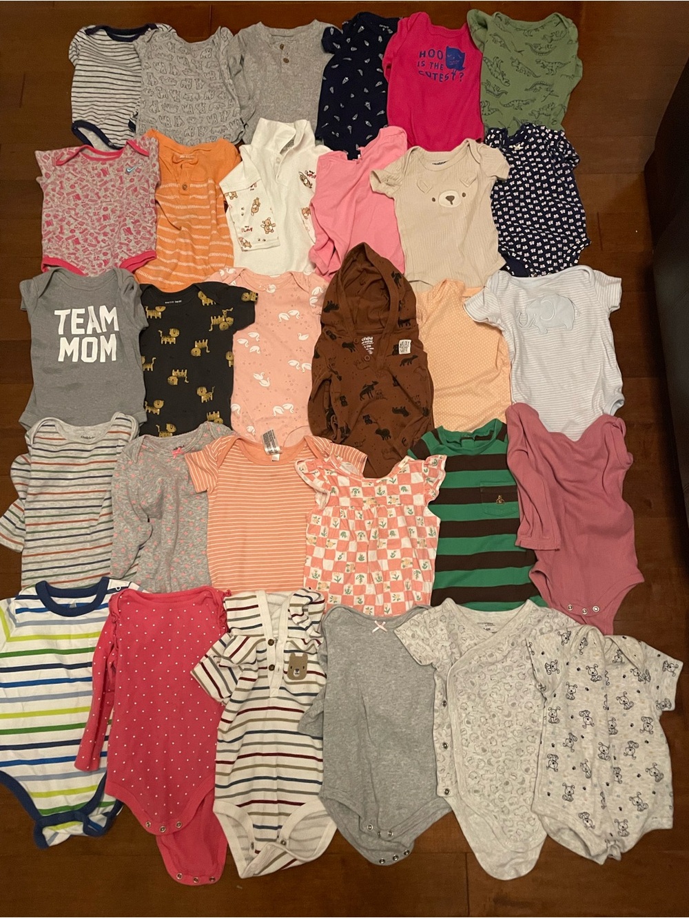 Lot 30 pcs. Mixed Baby Girls and Boys, unisex. 3-9m